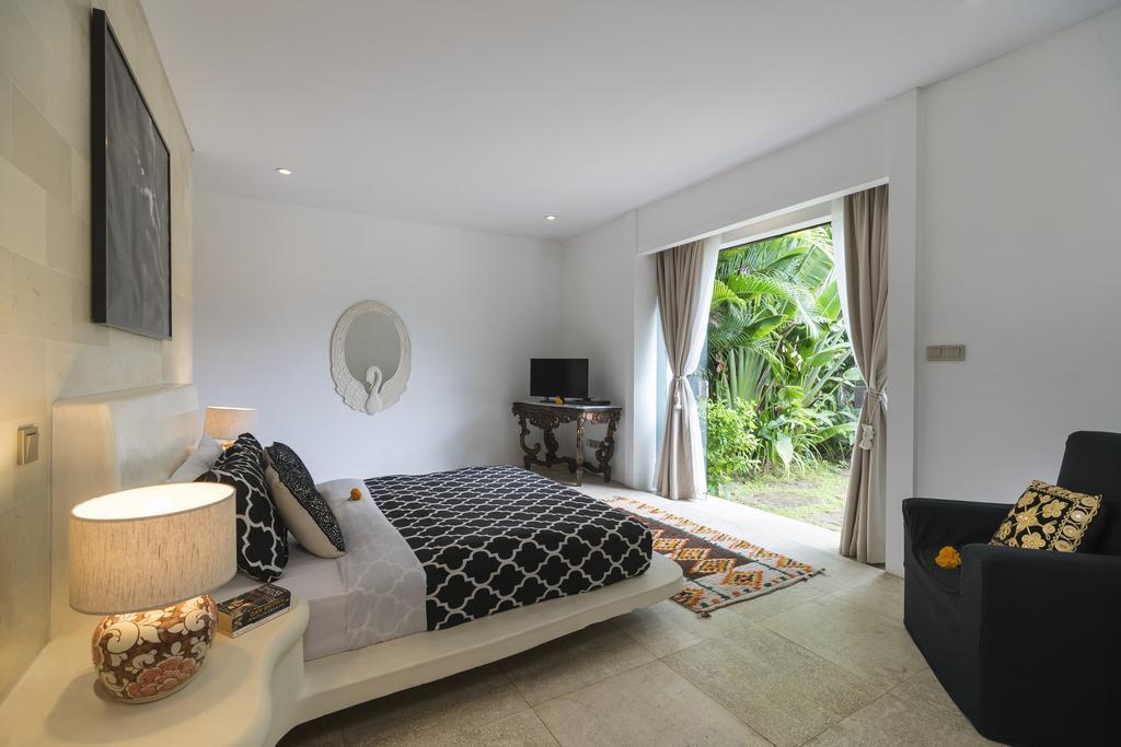 Elegant Villa Casabianca - Tropical Pool & Garden, Near Potato Head Beach Club! Seminyak Eksteriør bilde